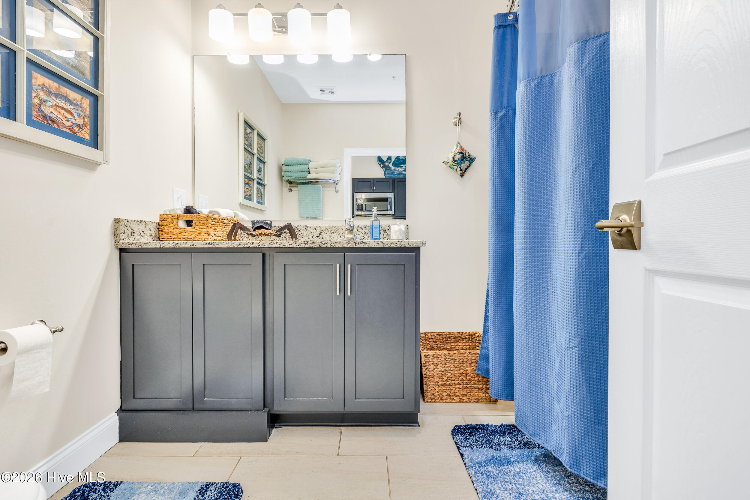 100549842 | Photo 21