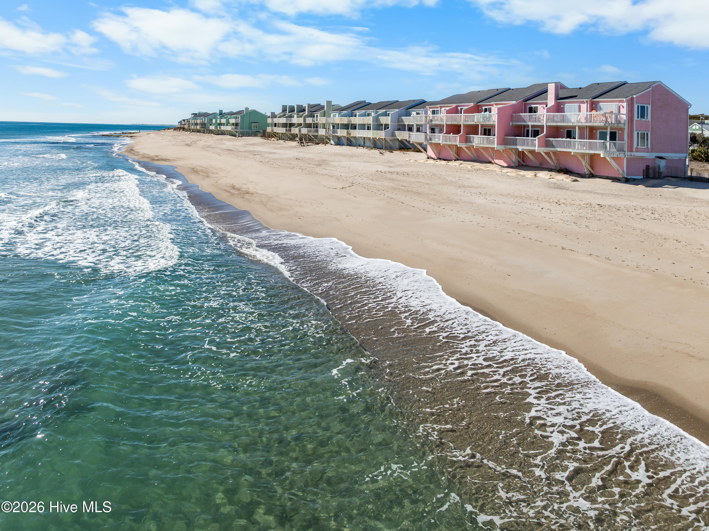 100550071 | Photo 41