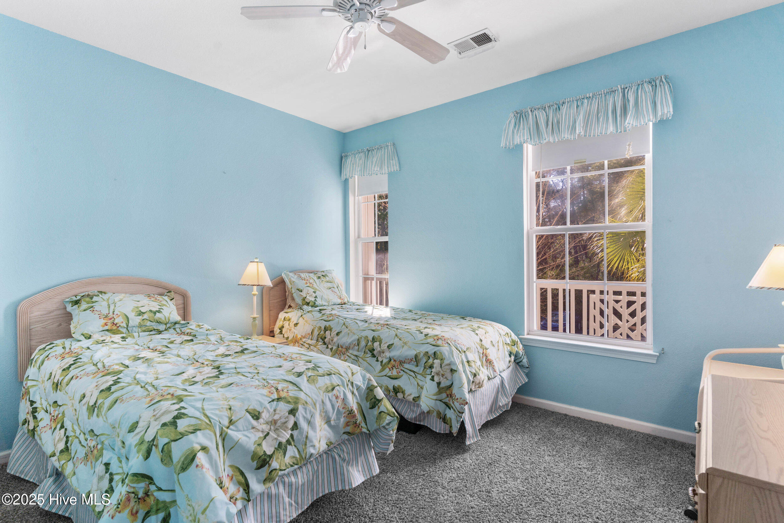 100482568 | Photo 23