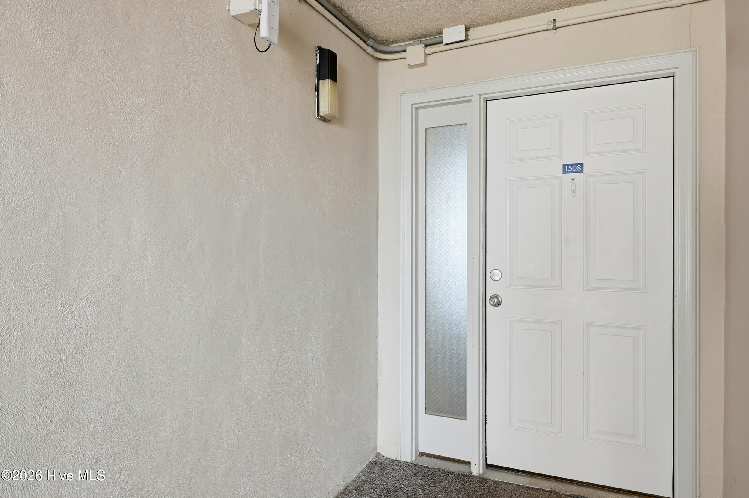 100563284 | Photo 34