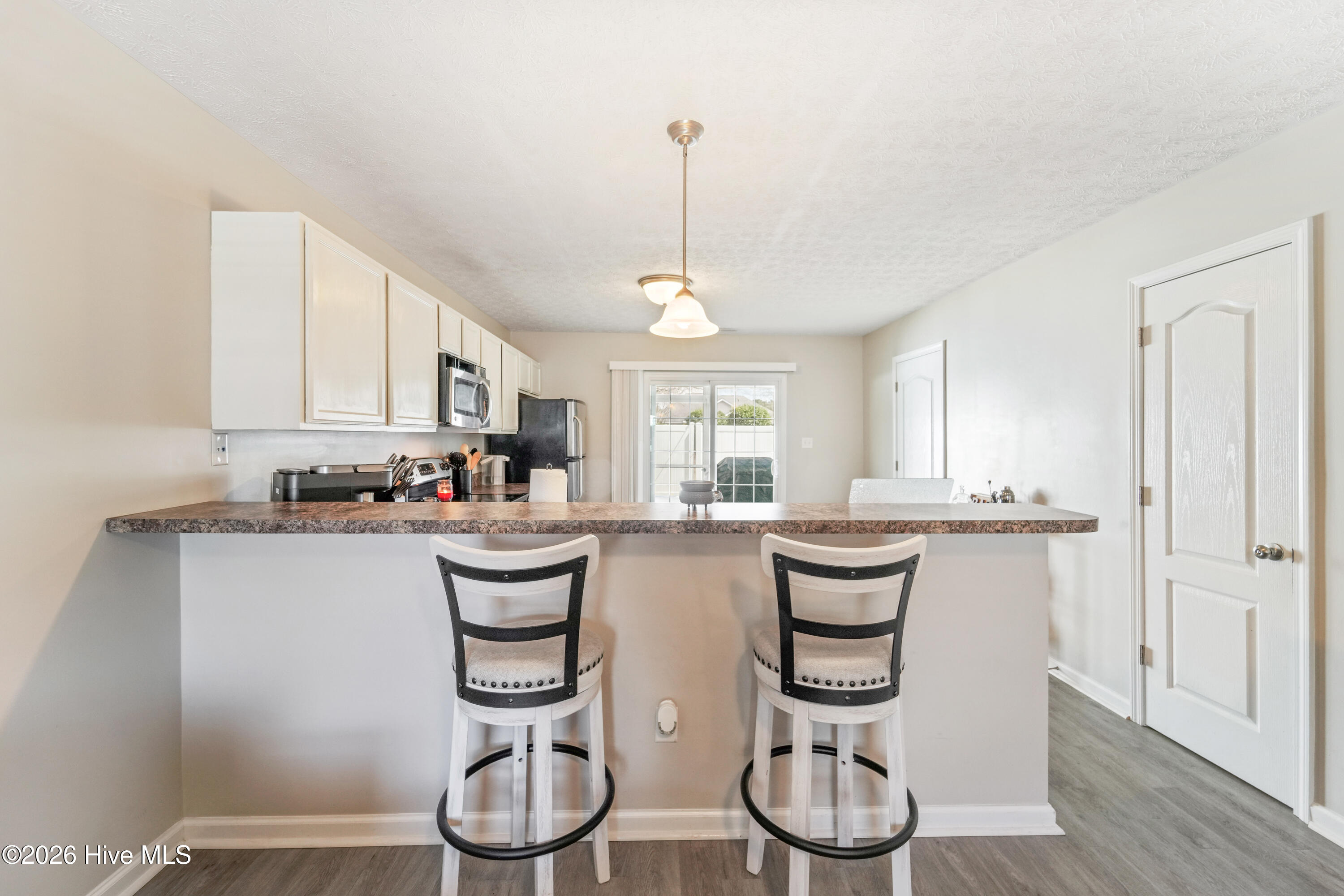 100558944 | Photo 14