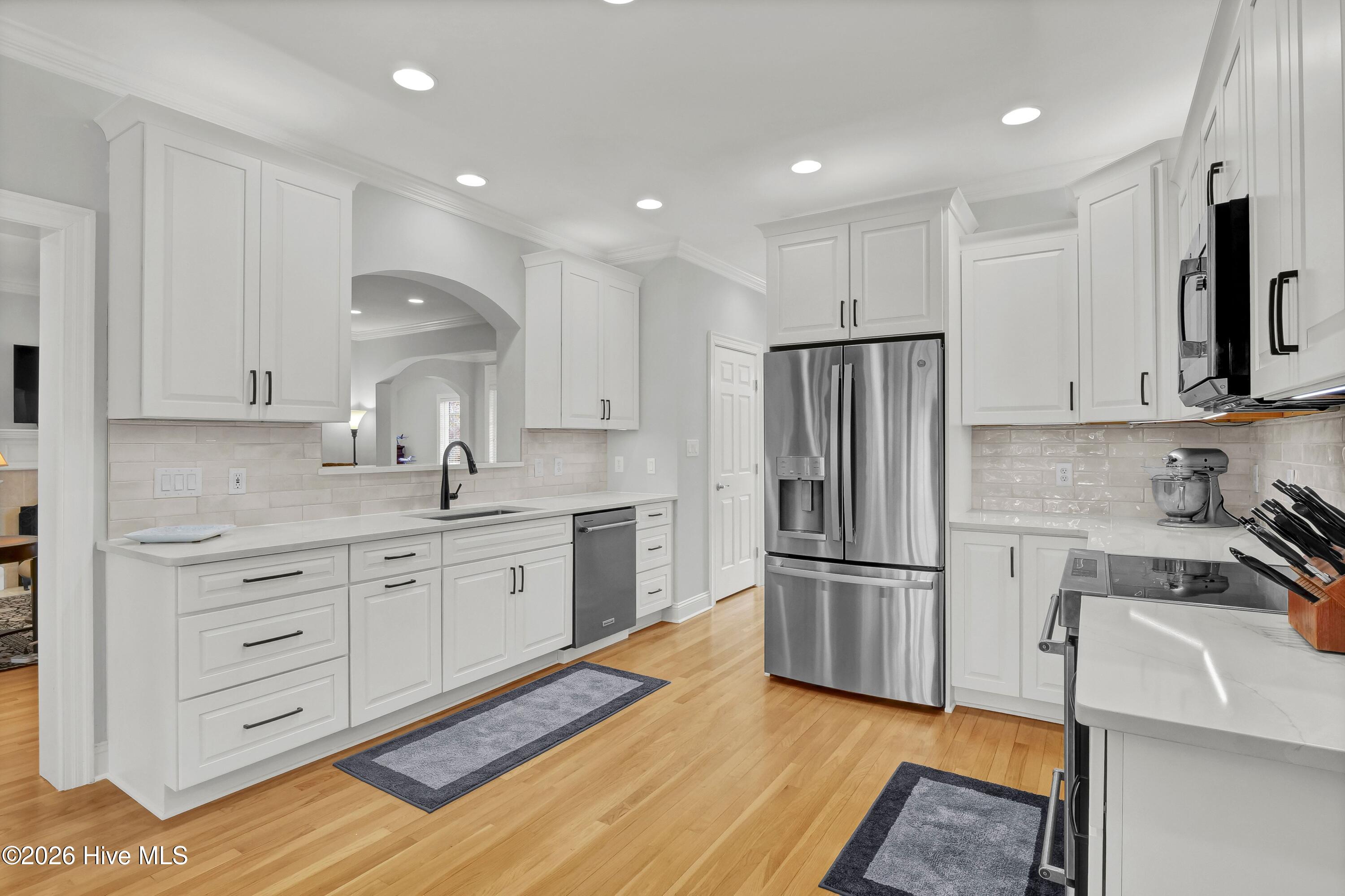 100563212 | Photo 20