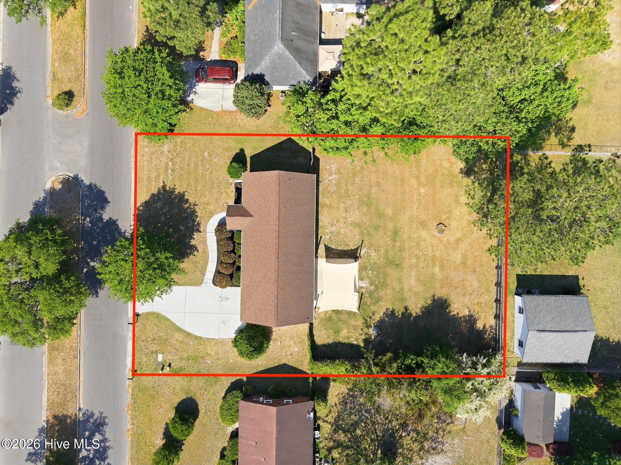 100570118 | Photo 32