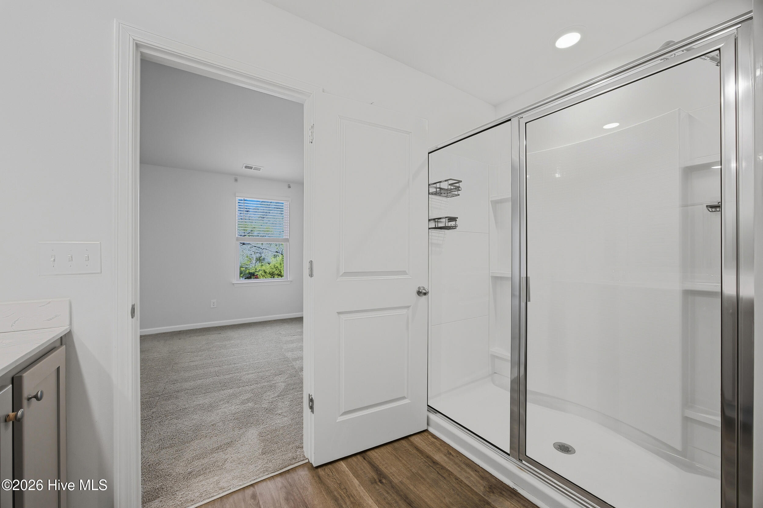 100566602 | Photo 31