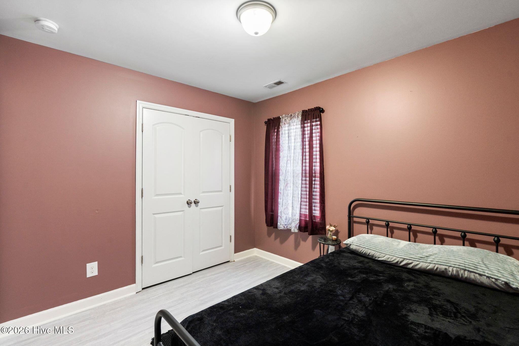 100556987 | Photo 22