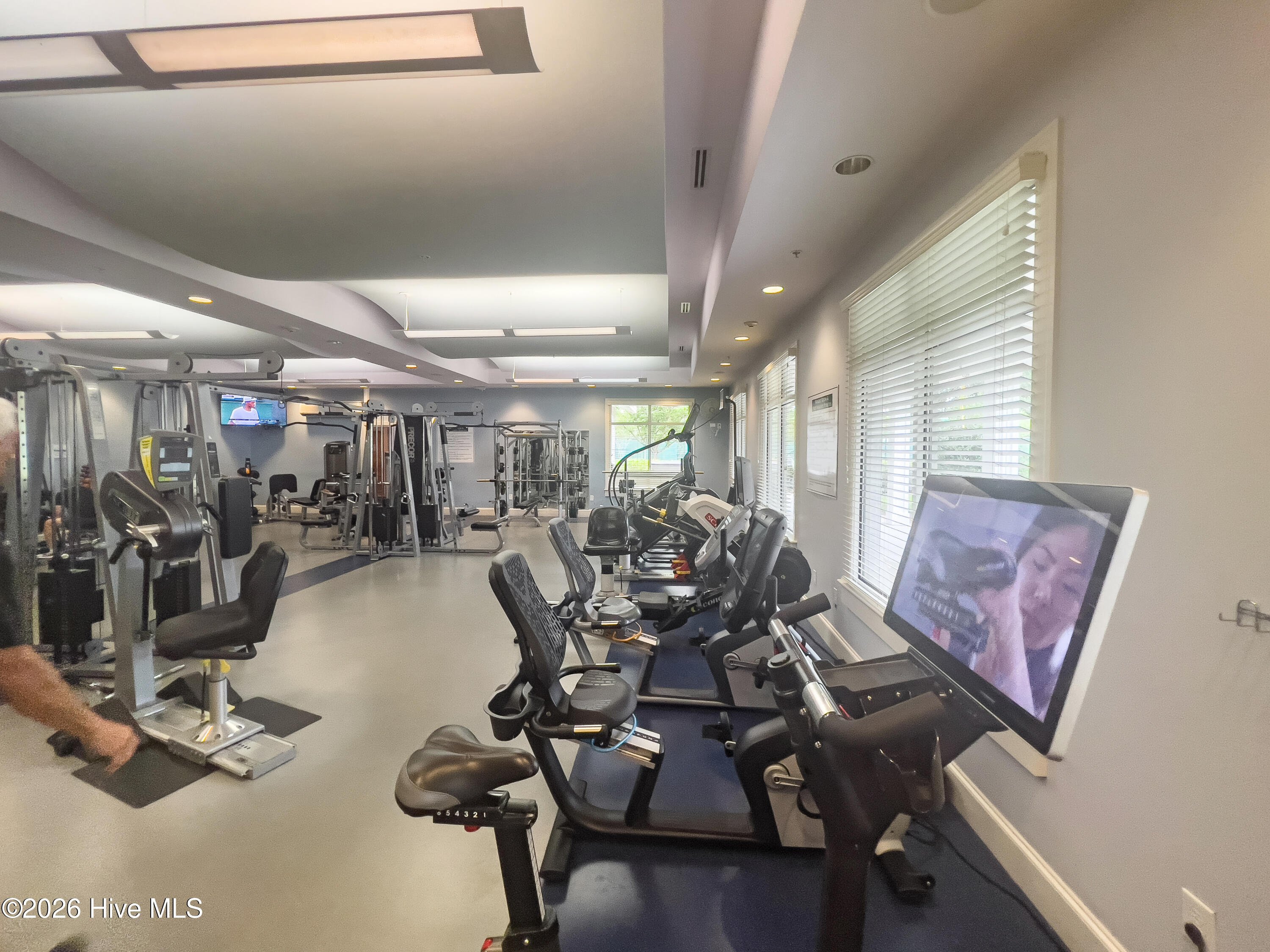 100557965 | Photo 56