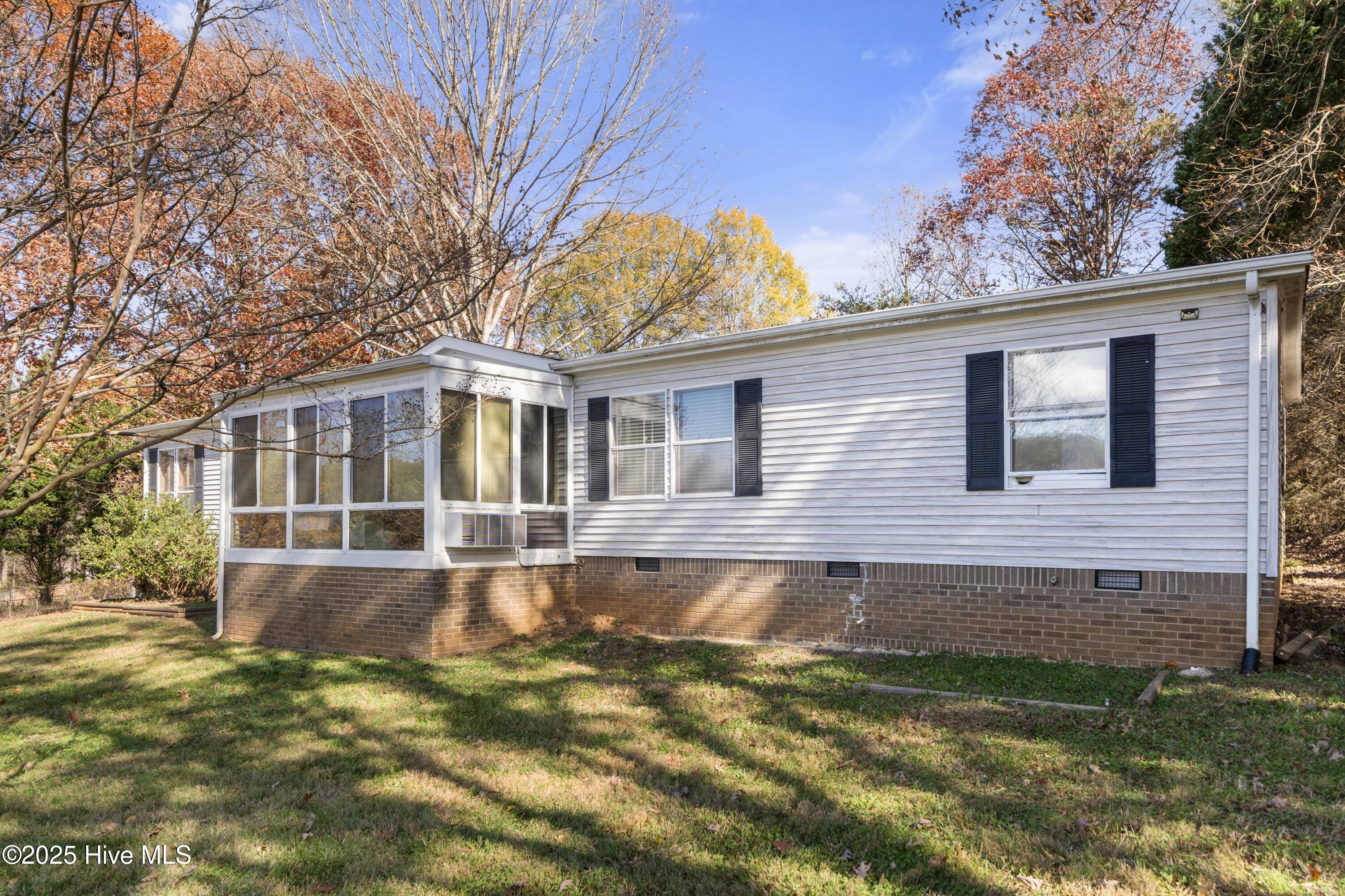 Homes for sale in Catawba, NC | 1050 Gold Mine Dr, Catawba, NC 28609 | MLS# 100542035