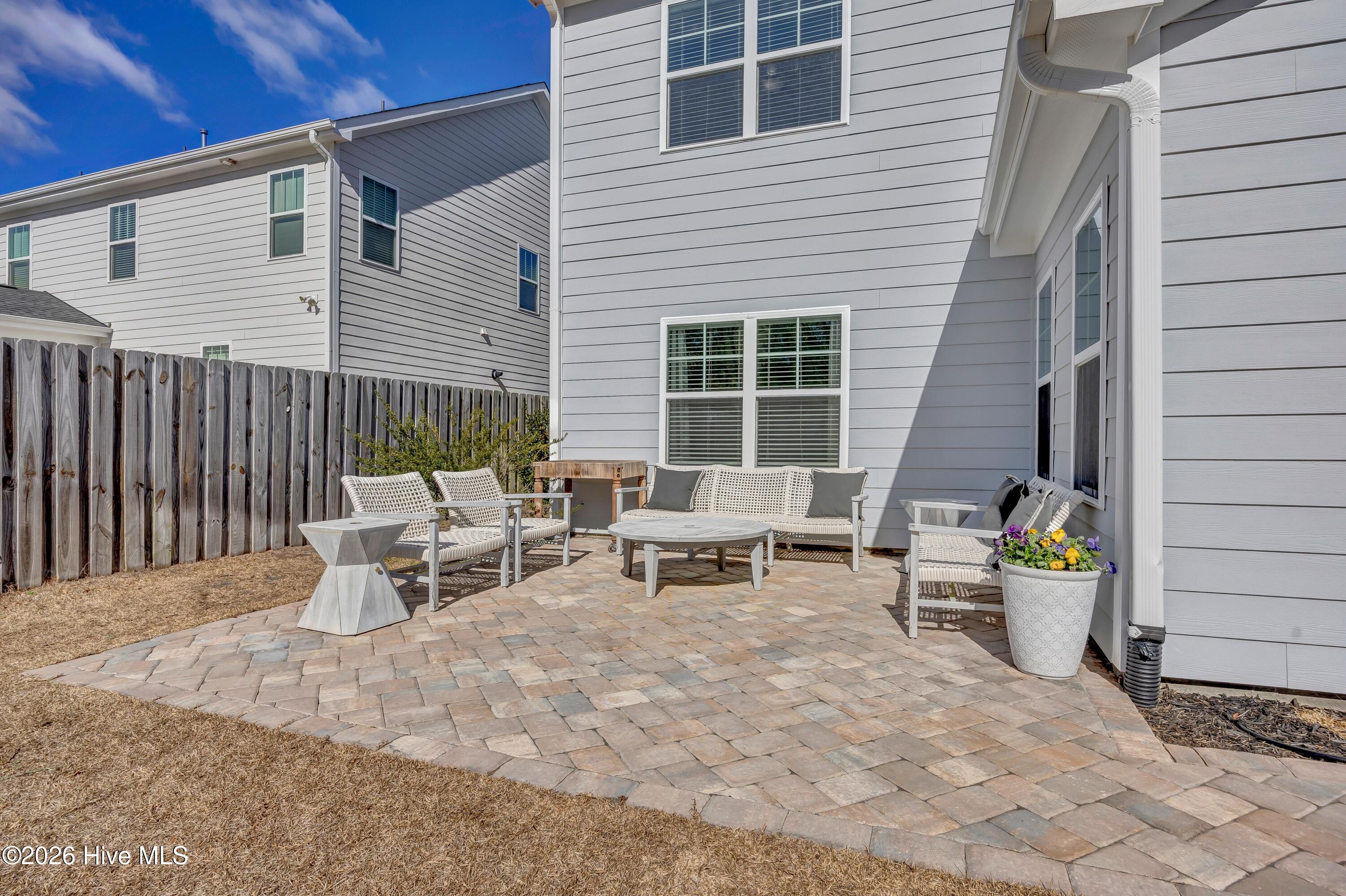 100555311 | Photo 47