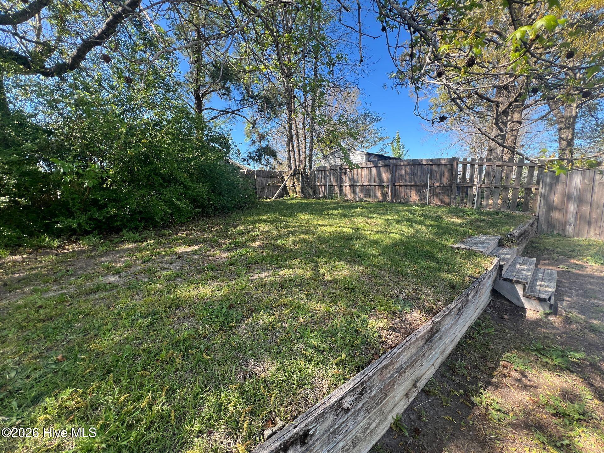 100564783 | Photo 20