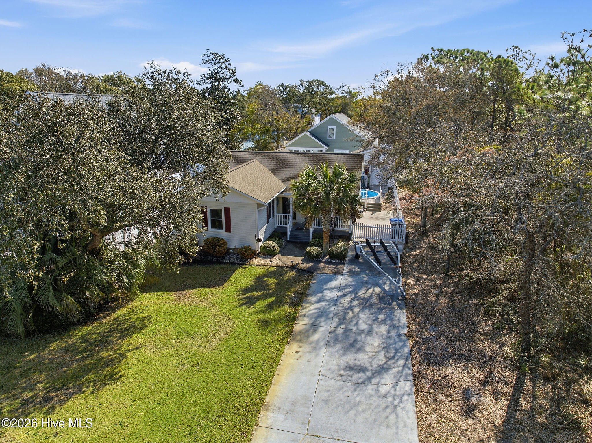 100564748 | Photo 48