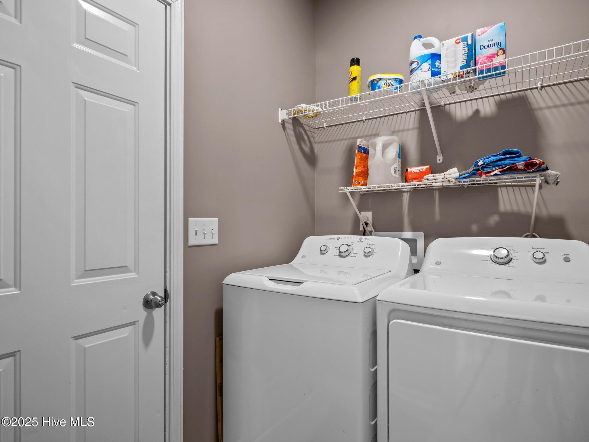 100561630 | Photo 17