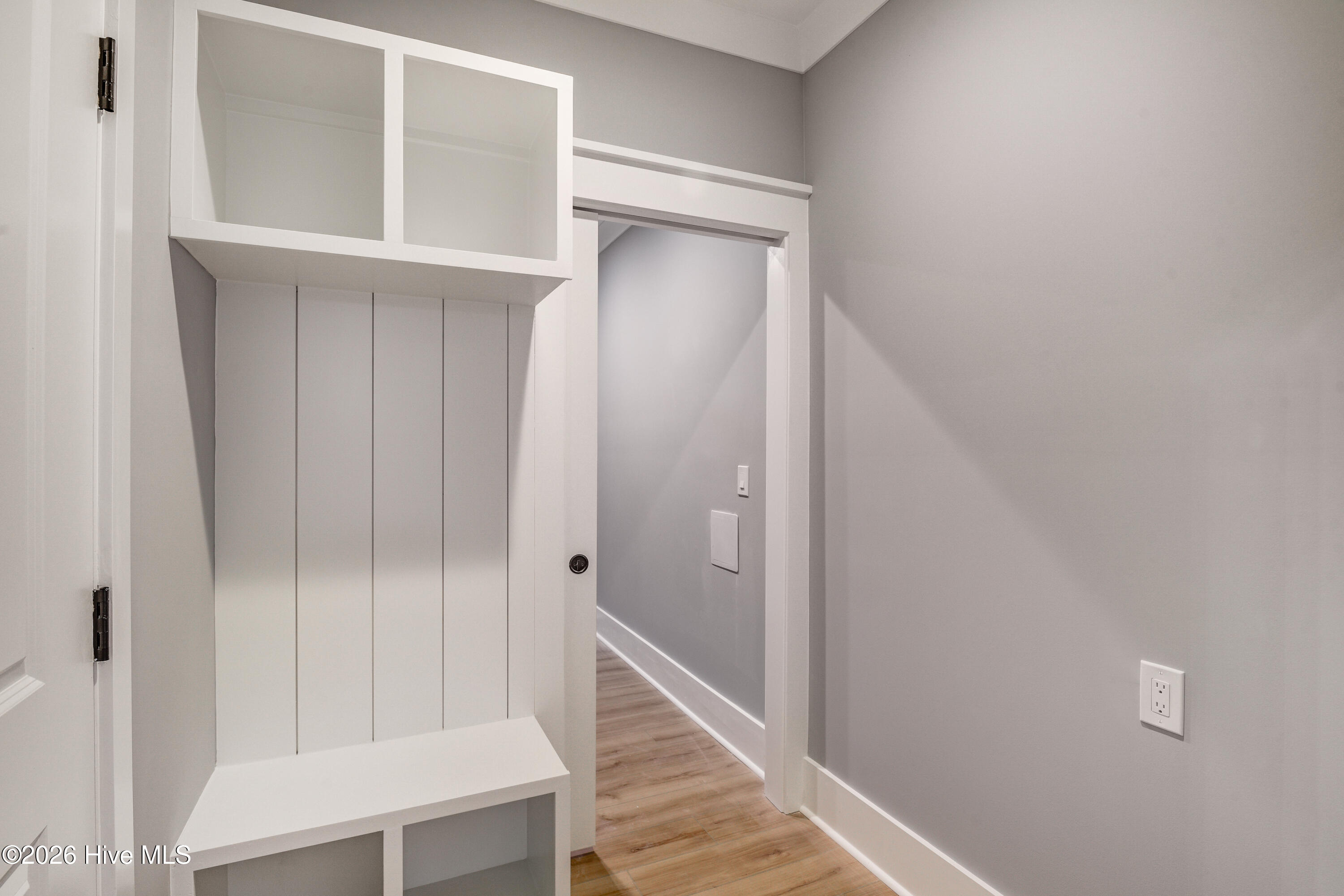 100560794 | Photo 16