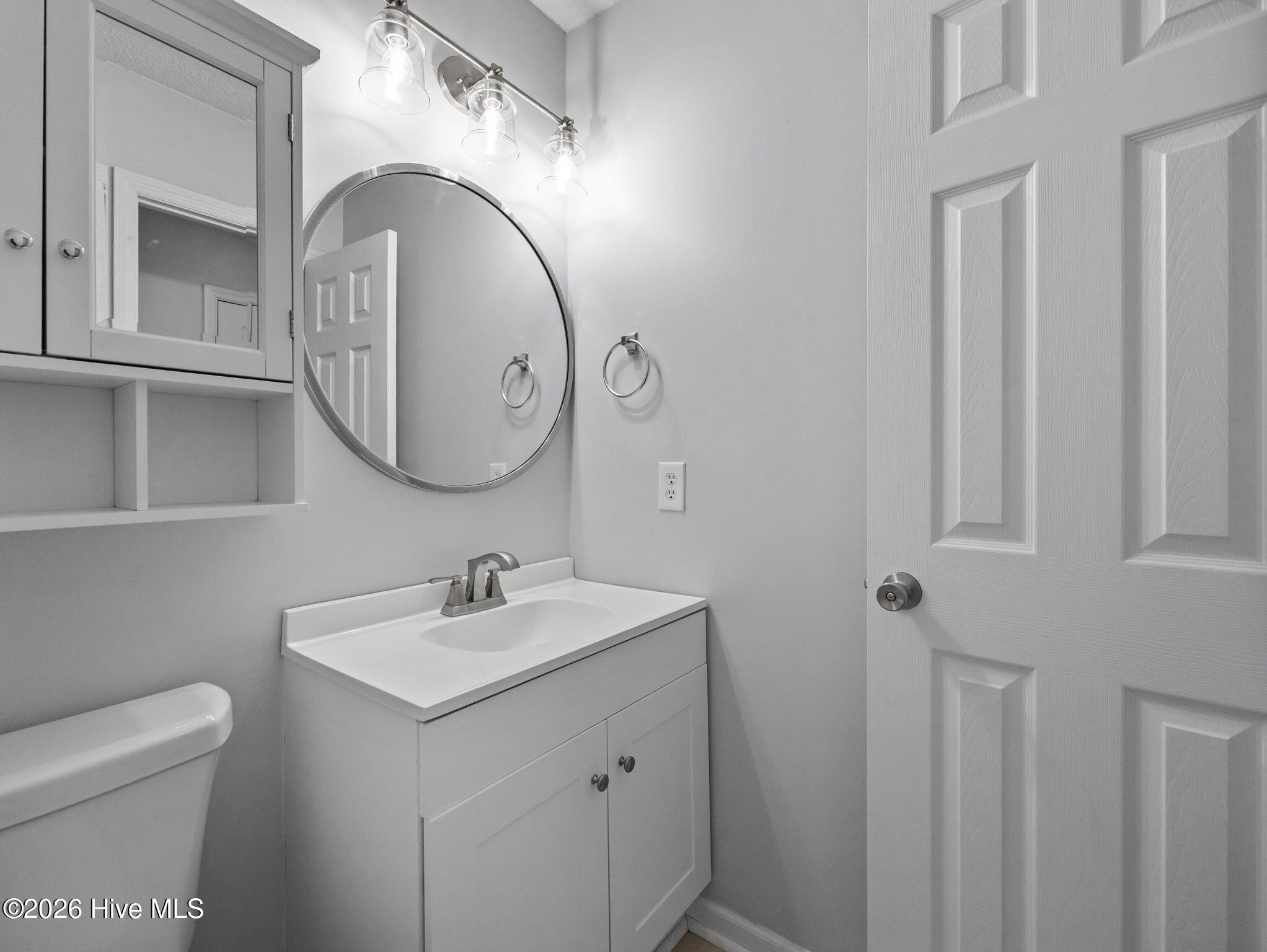 100565489 | Photo 22