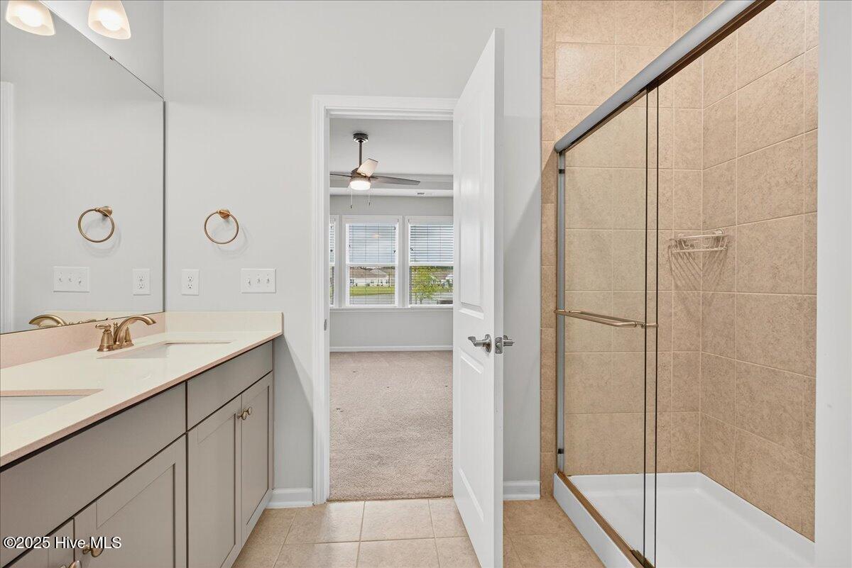 100522416 | Photo 39