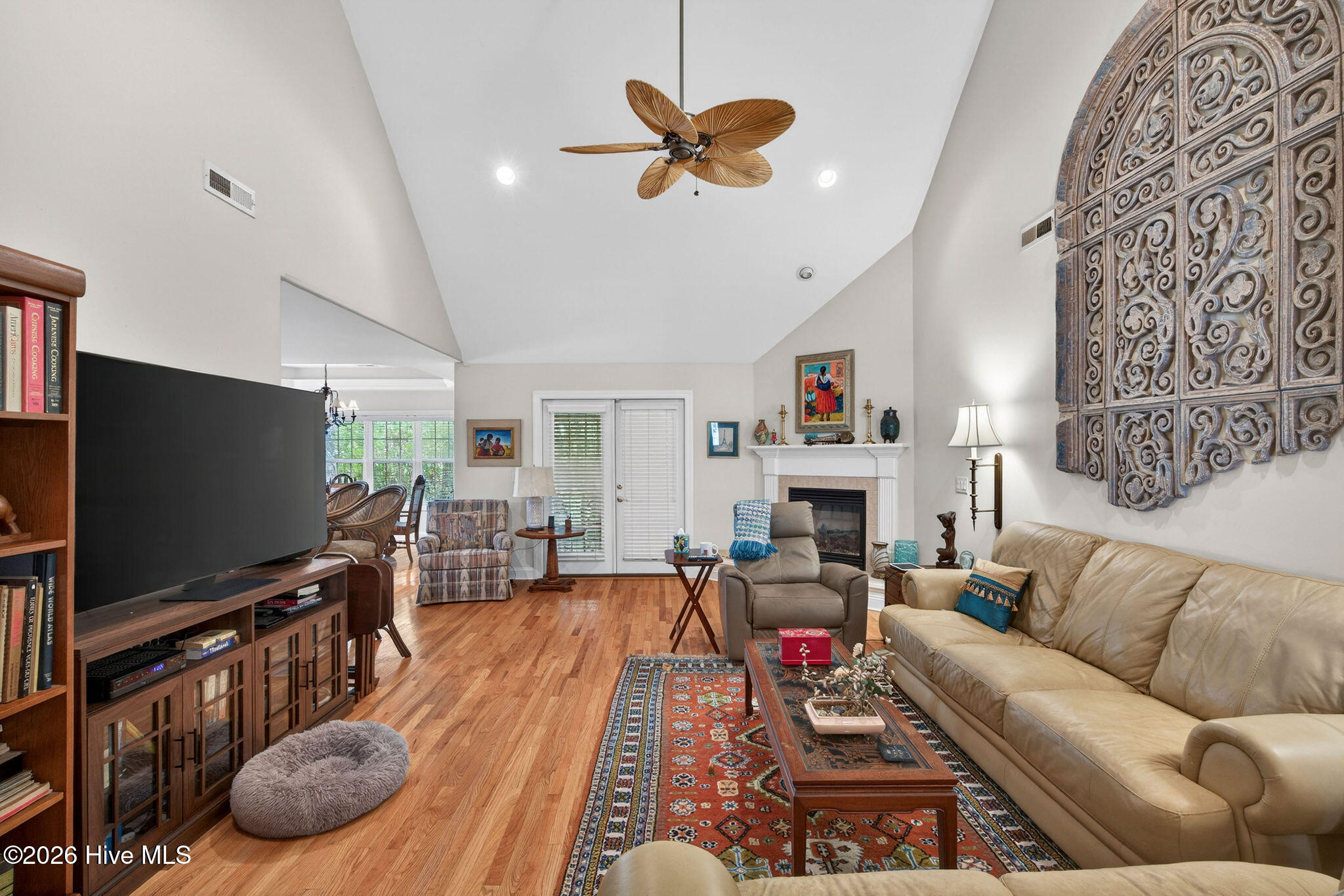 100567752 | Photo 14