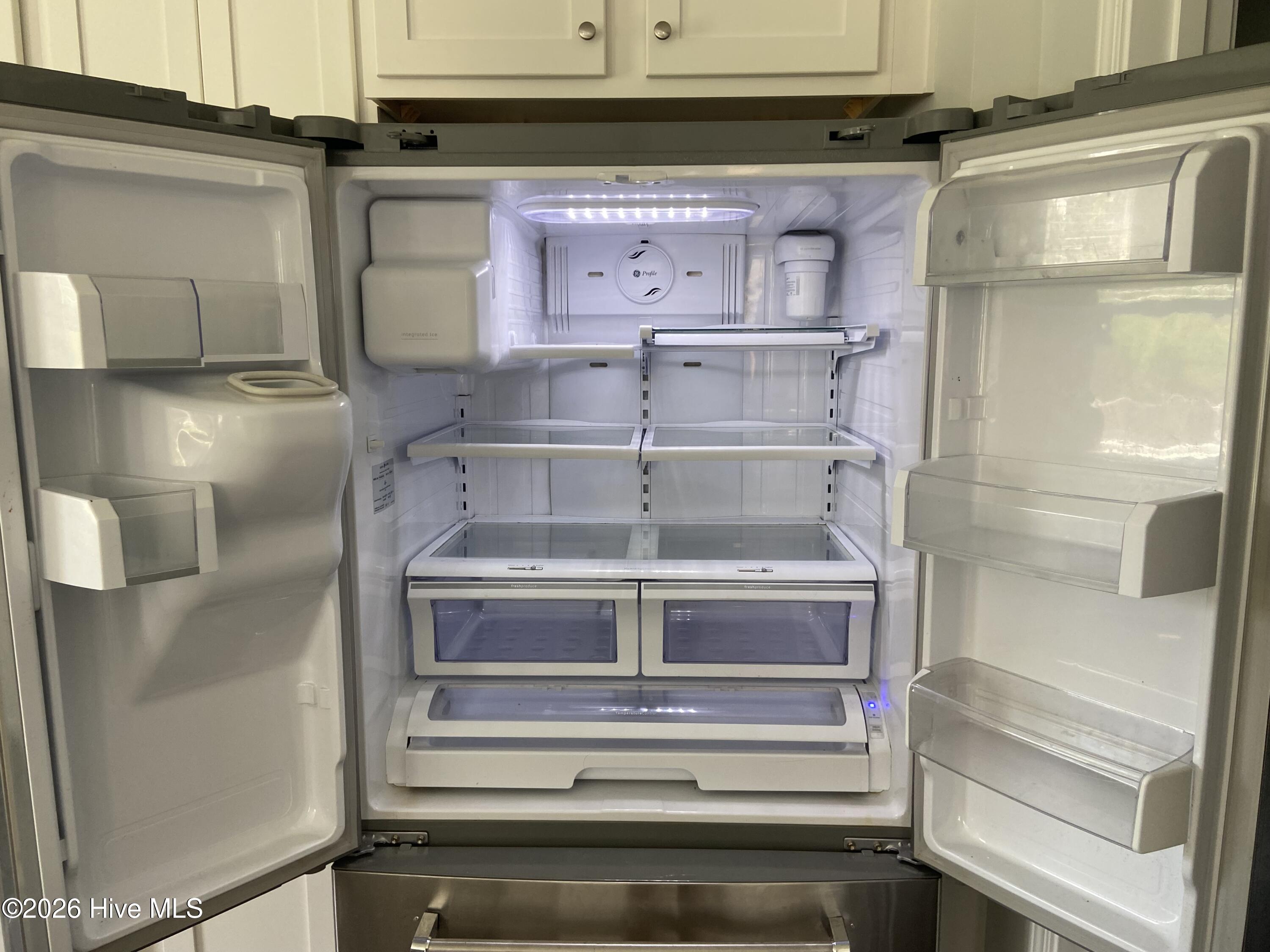 100561980 | Photo 12