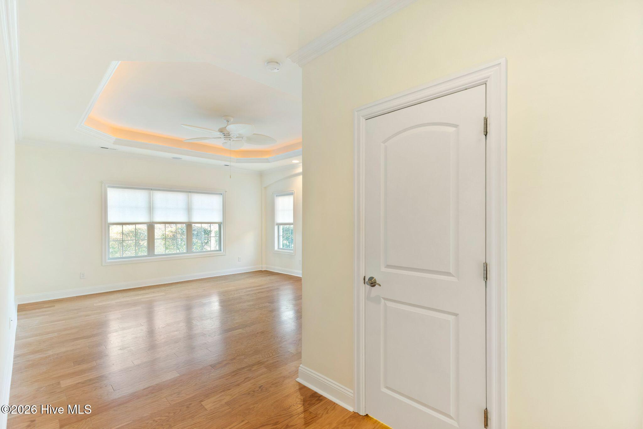 100559645 | Photo 17