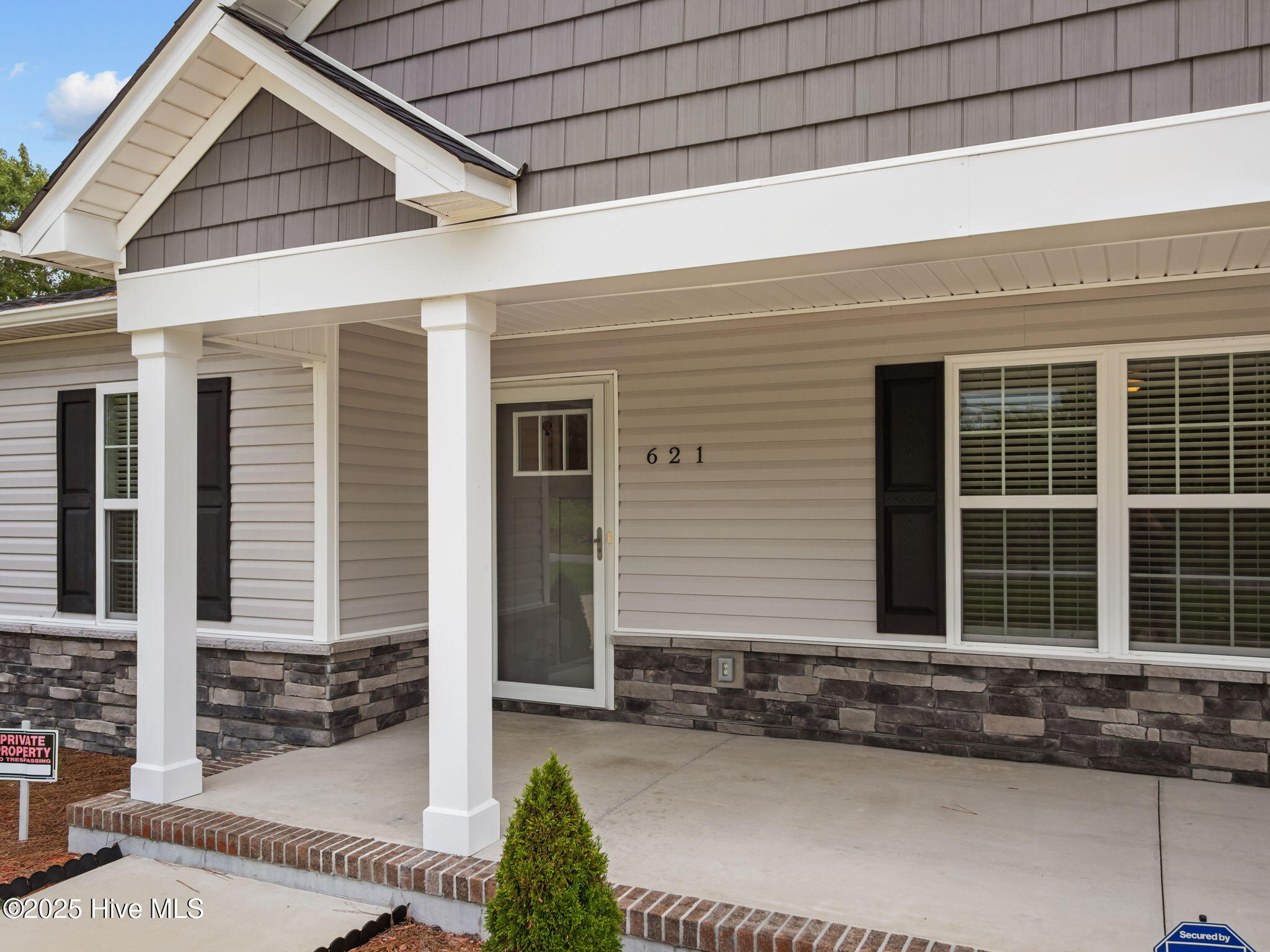 53-web-or-mls-P8201811