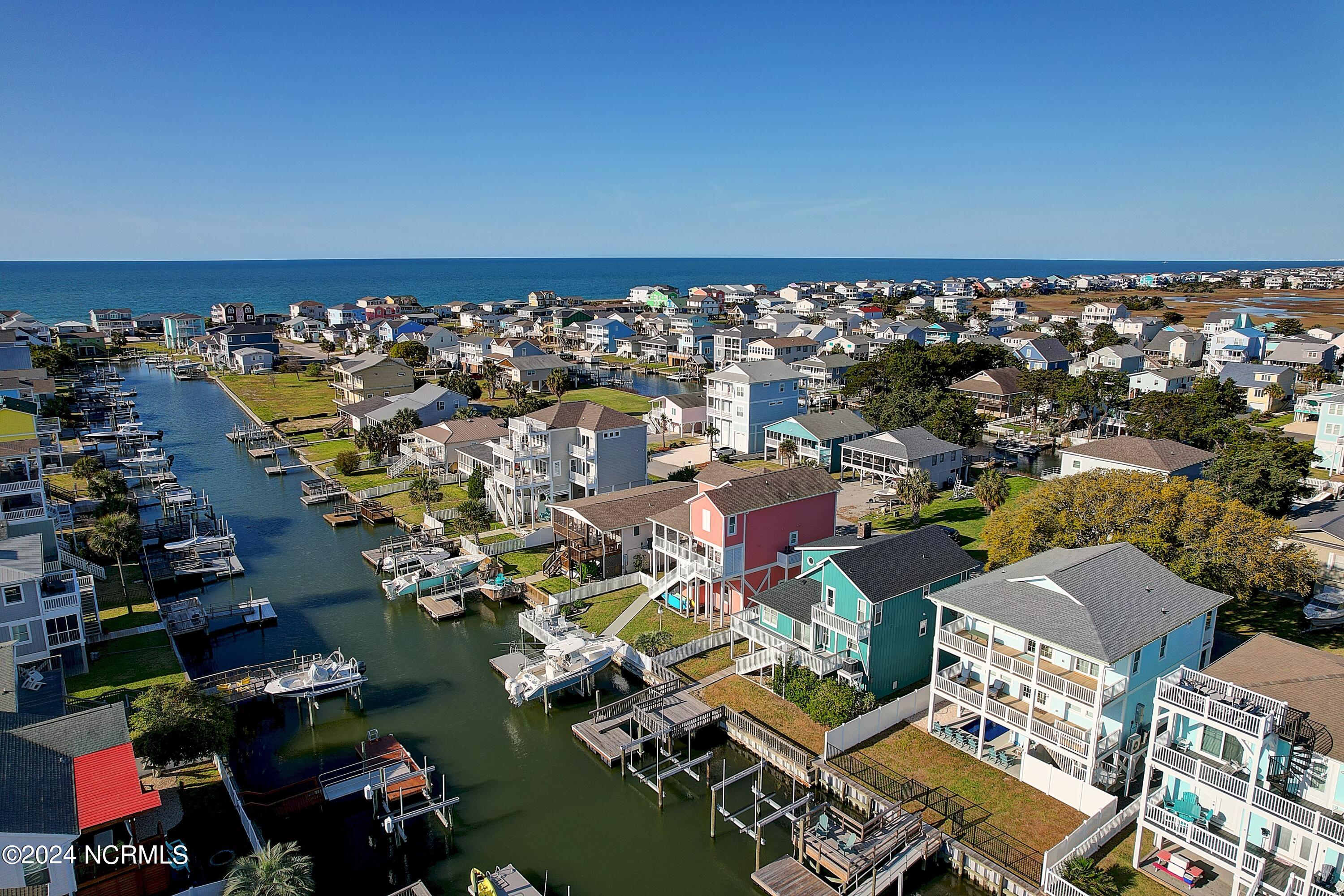 100437892 | Photo 54