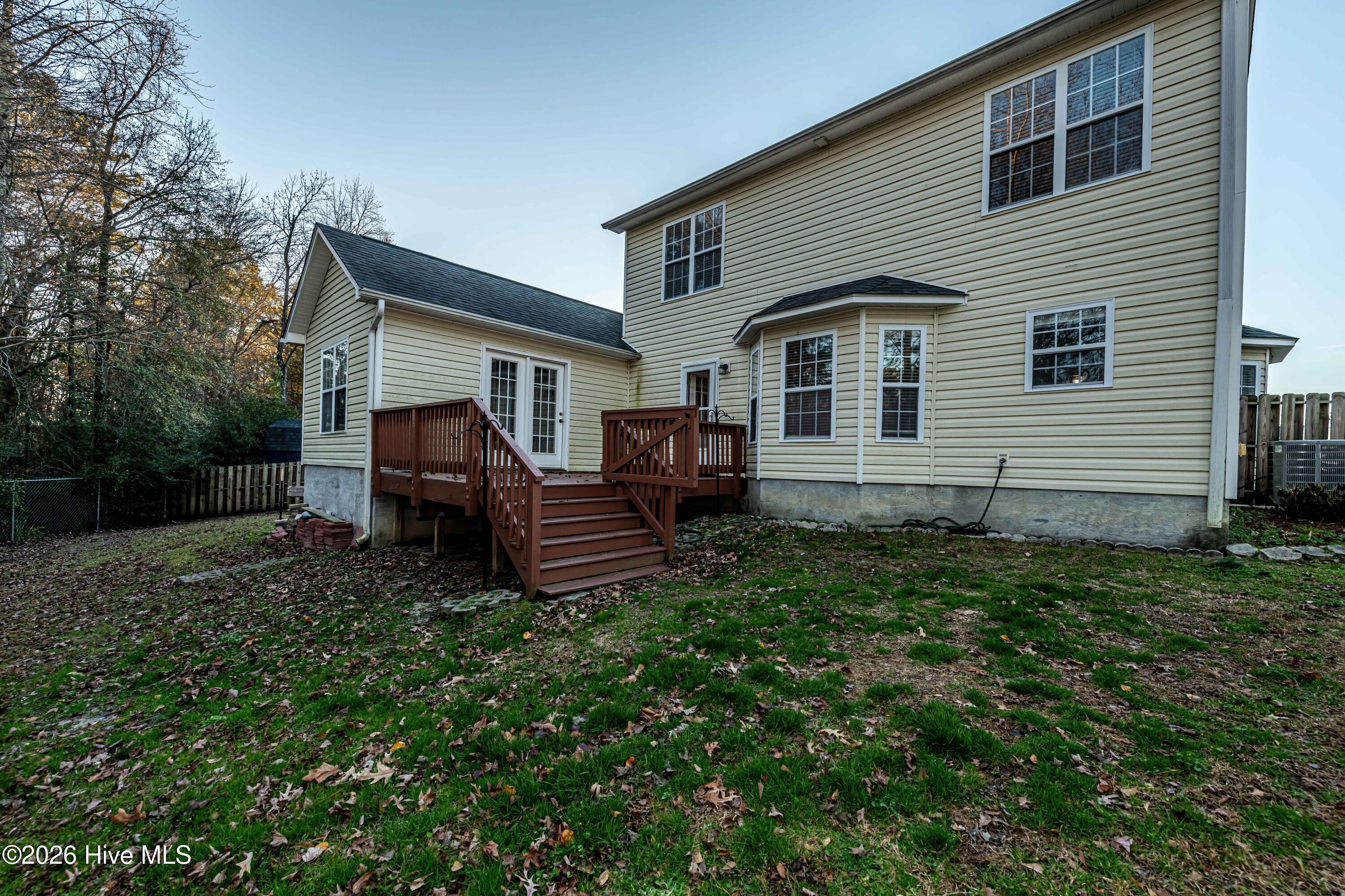 100536665 | Photo 31