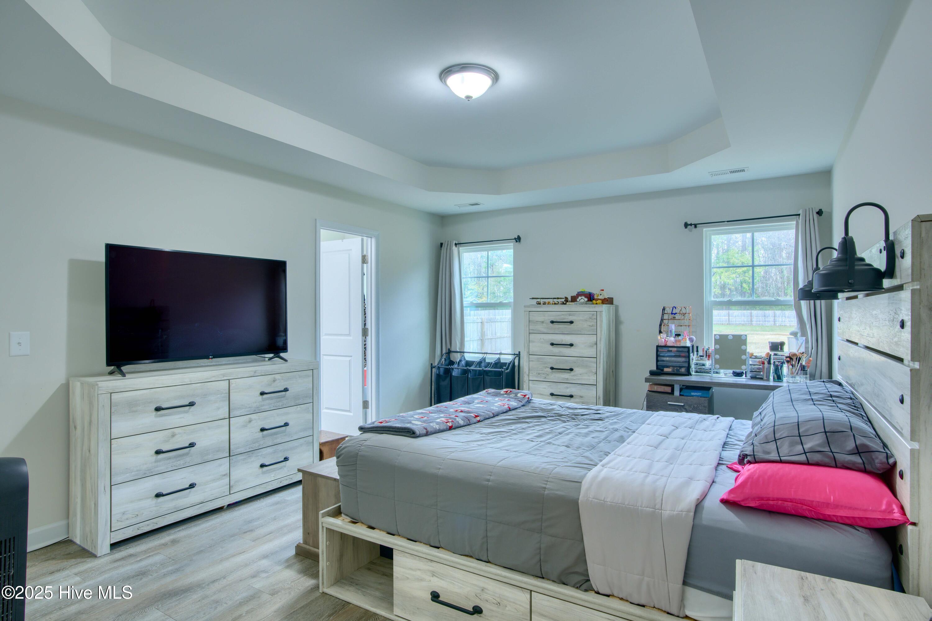 100544768 | Photo 13