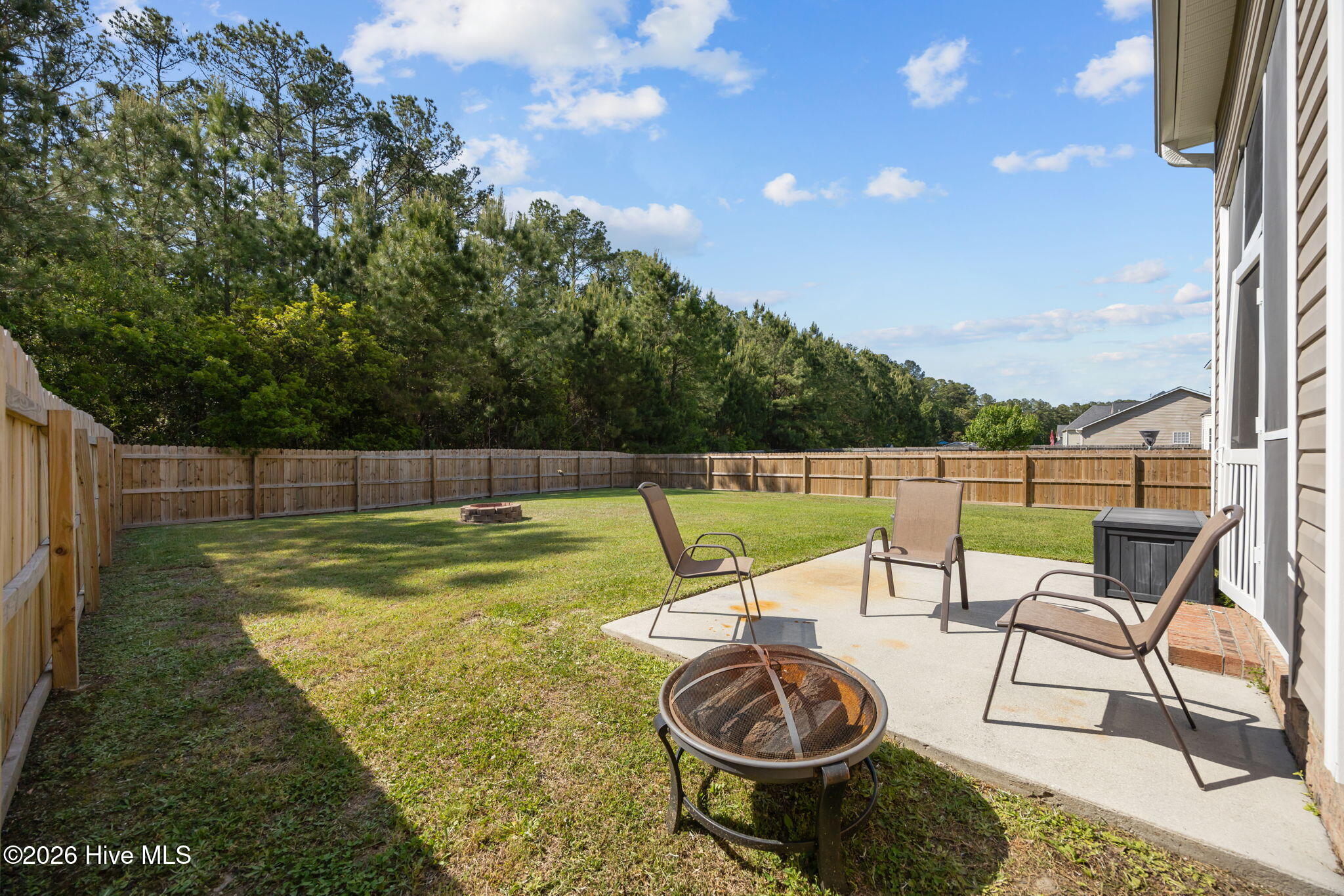 100569646 | Photo 53