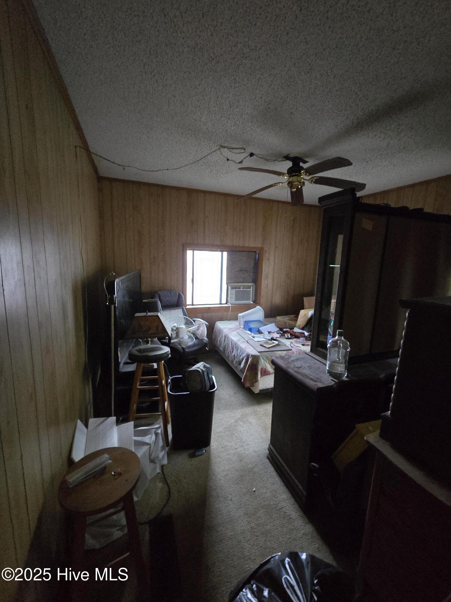 100531418 | Photo 15