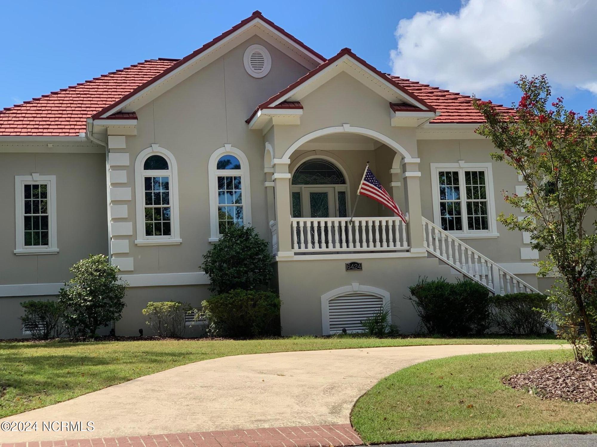 100511471 | Photo 97