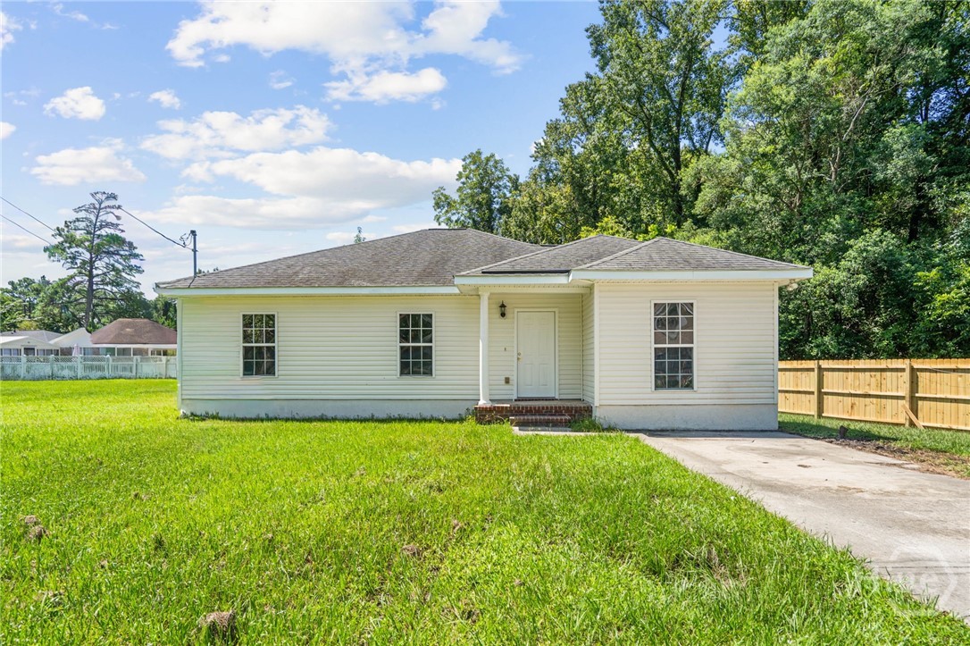 1st image of 2003 Mitchell St, Savannah, GA 31405 | MLS# SA362977