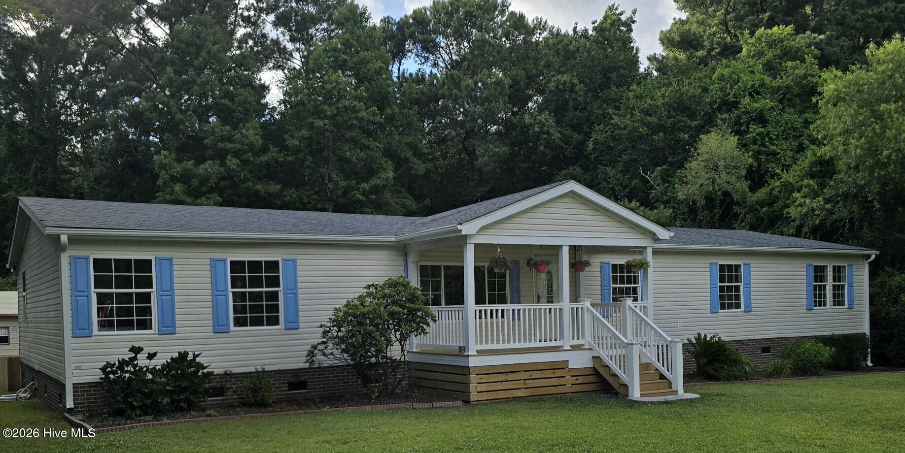 110 Southwest Drive,Newport