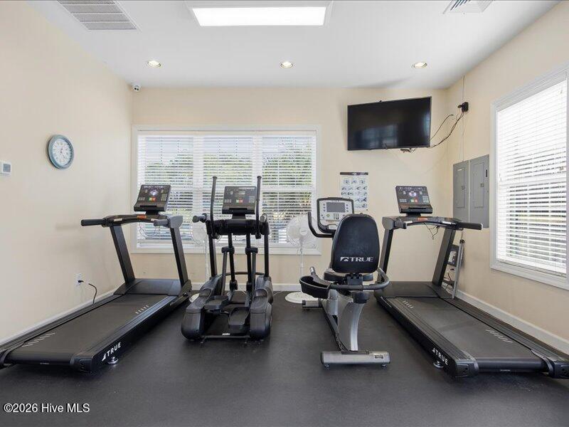 100563793 | Photo 49