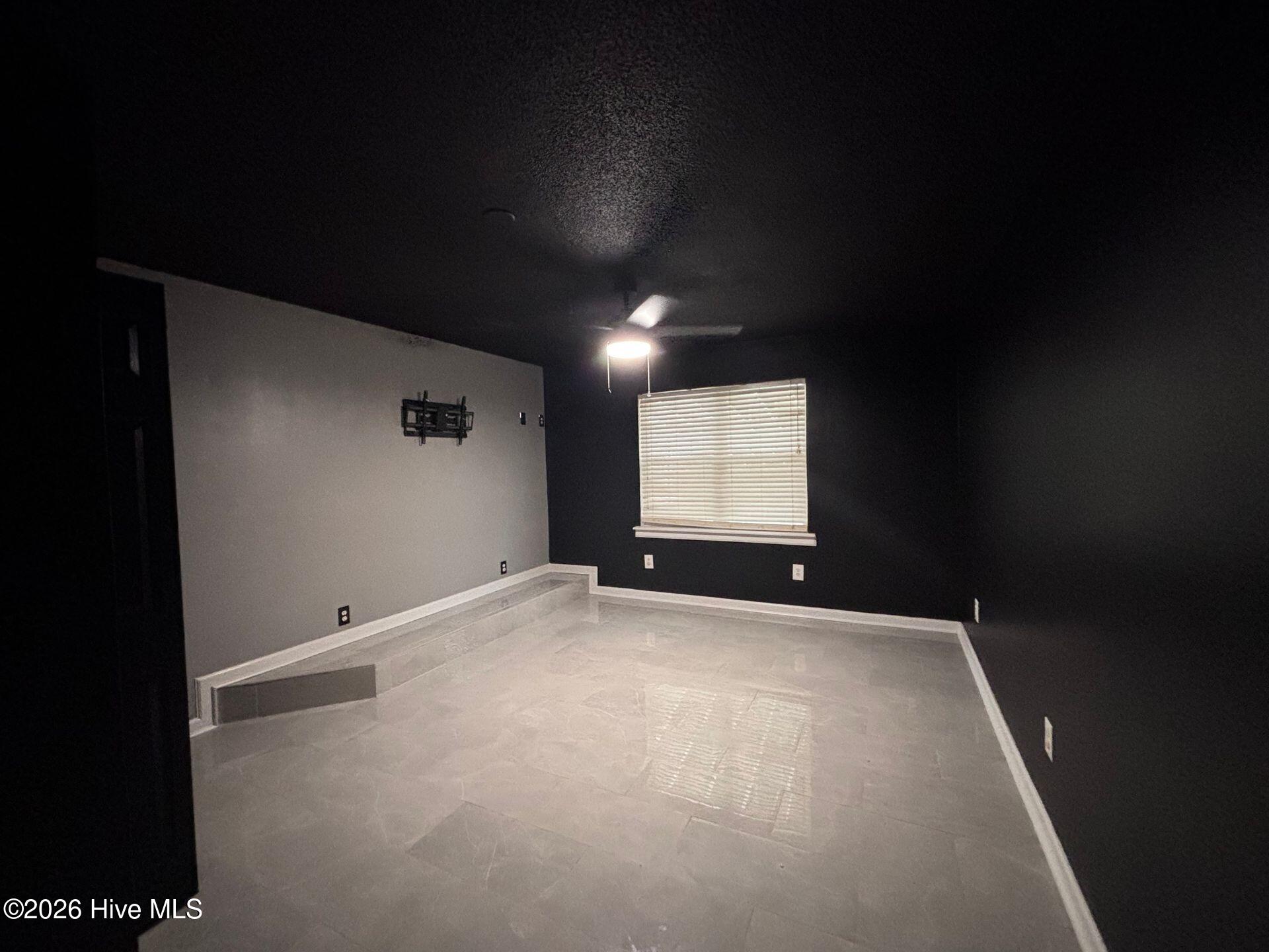 100555707 | Photo 31