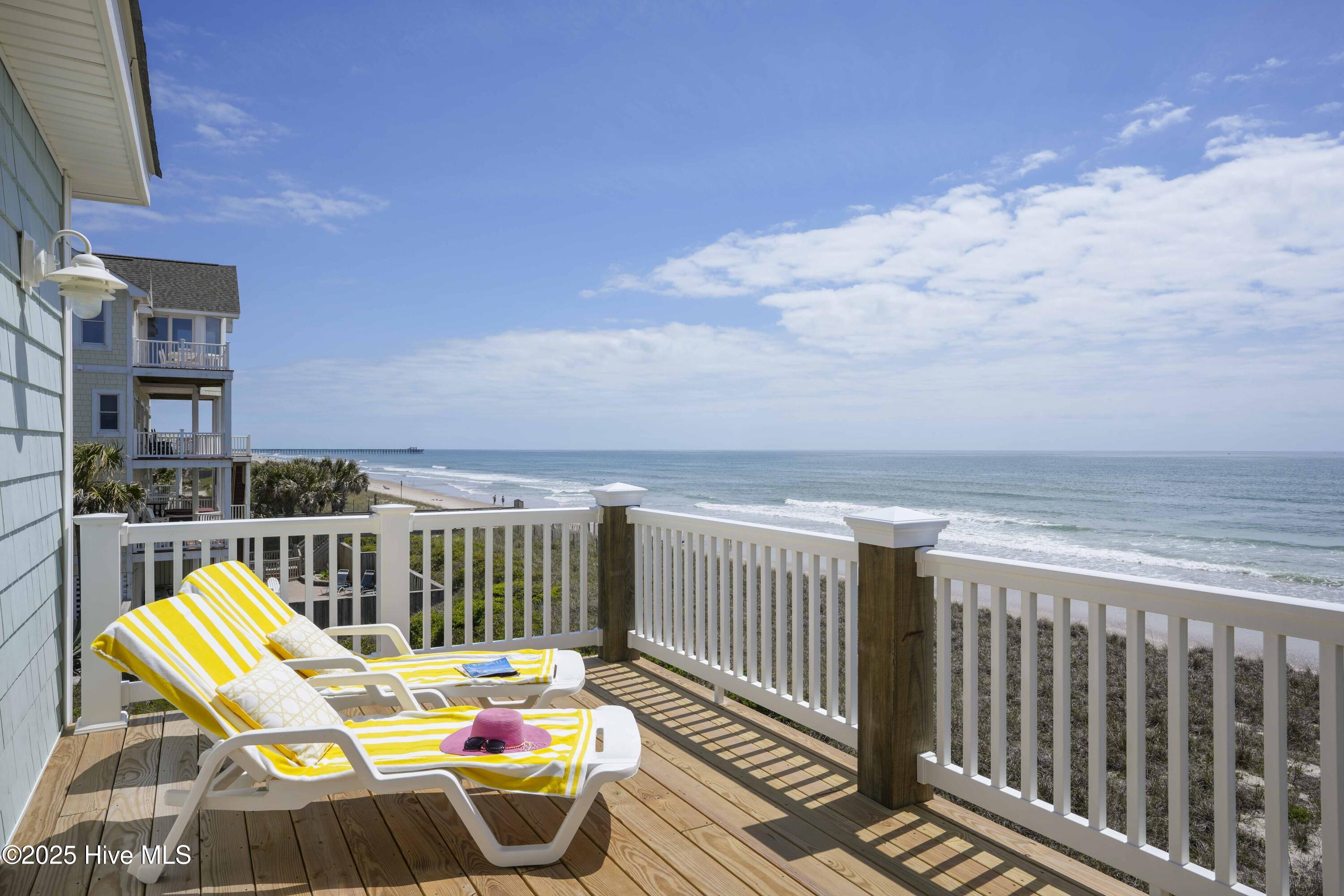 100522890 | Photo 14