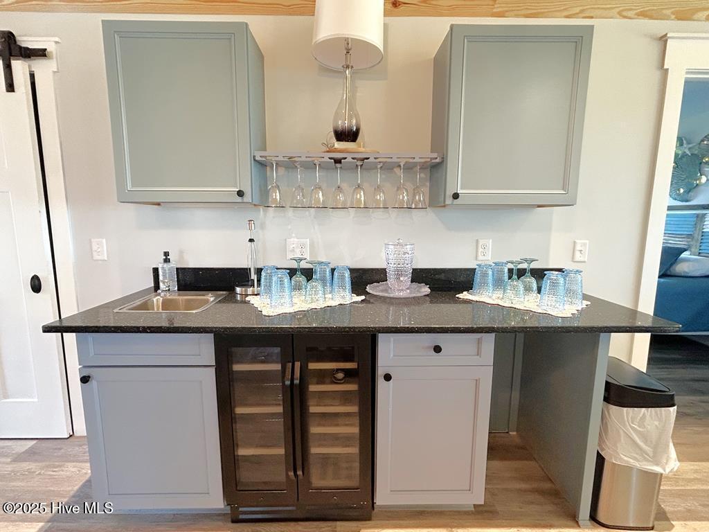 100533817 | Photo 10