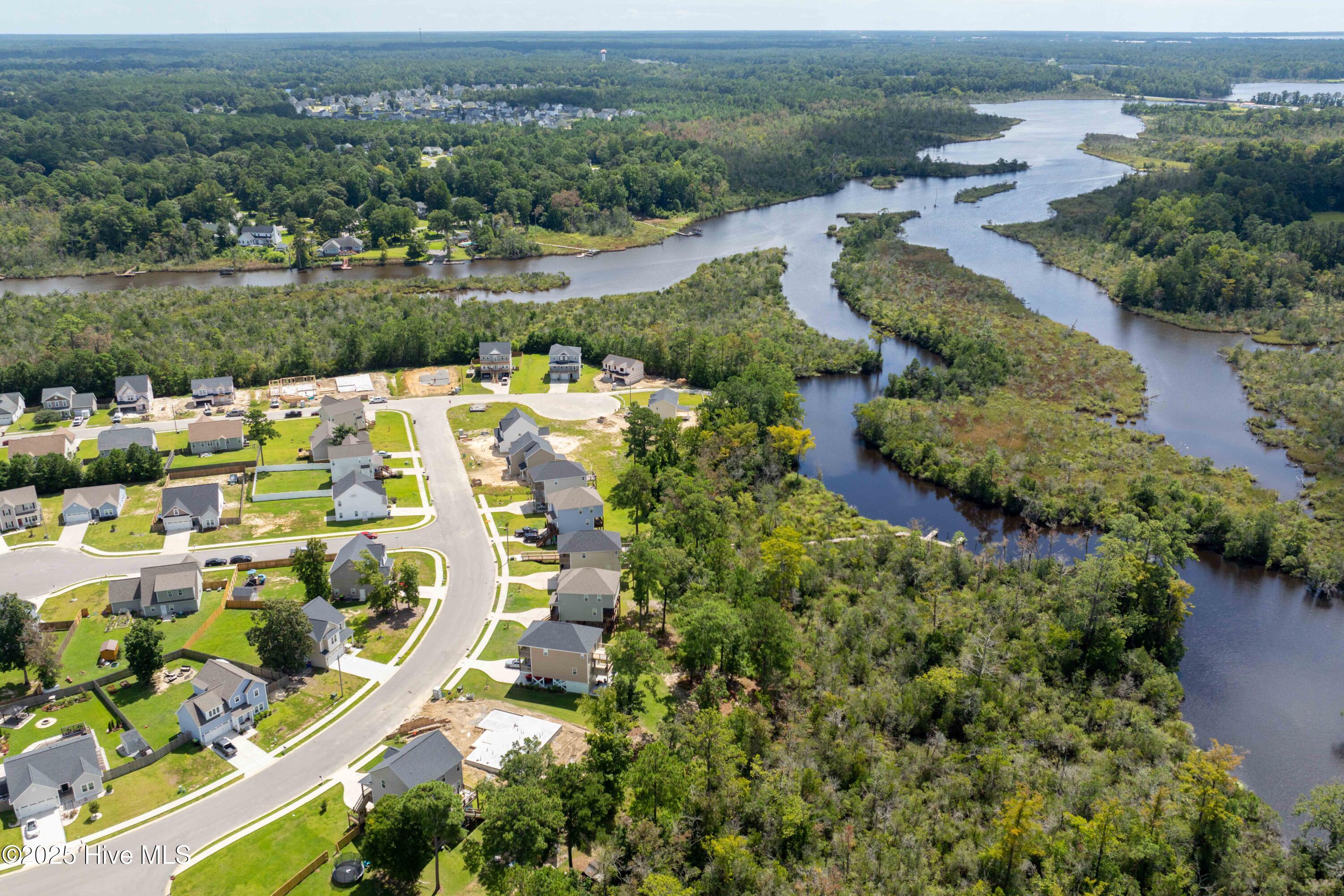 100526870 | Photo 12