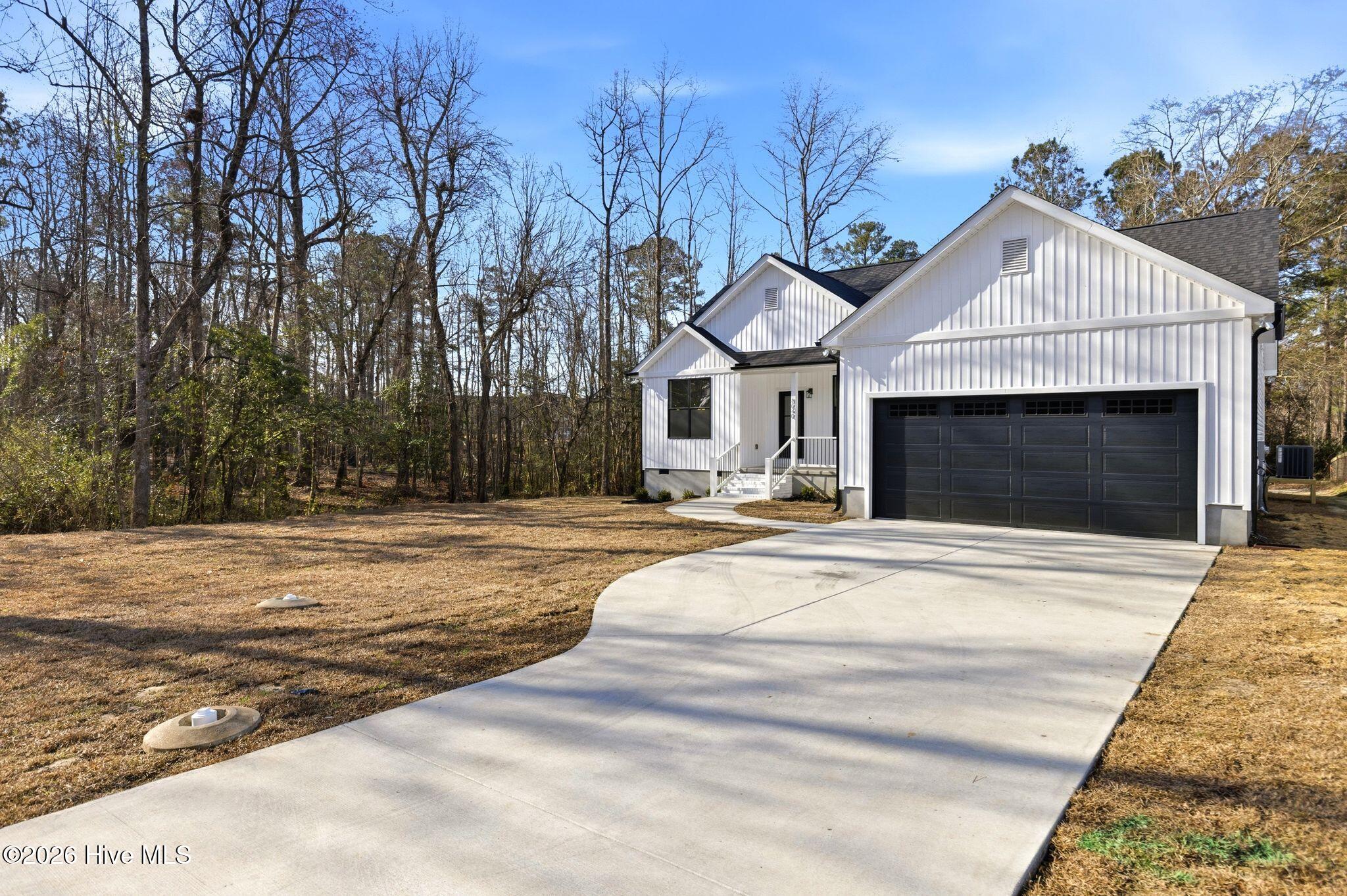 100559286 | Photo 41