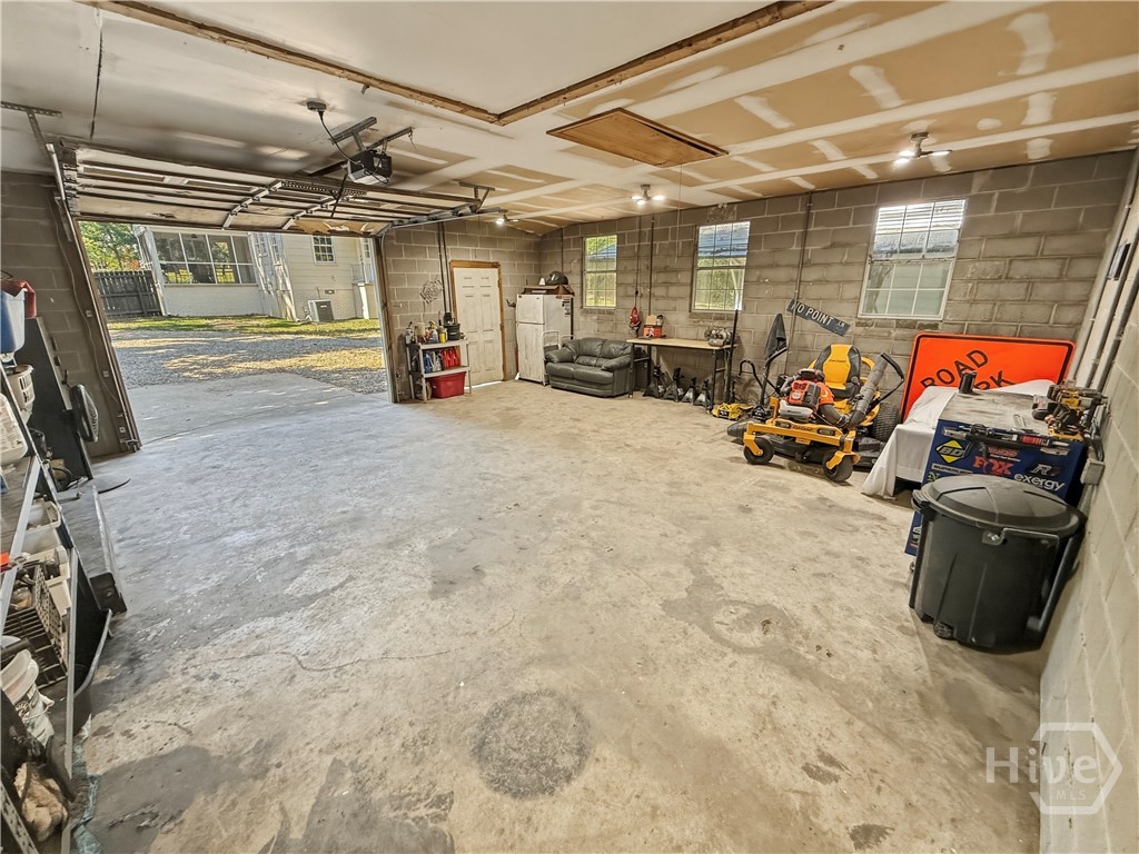1114 Athens Road