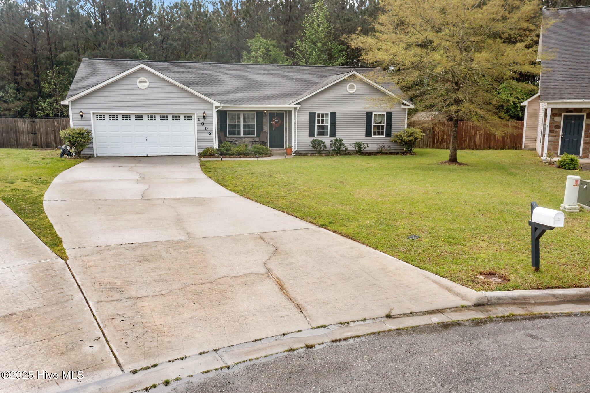 100557104 | Photo 23