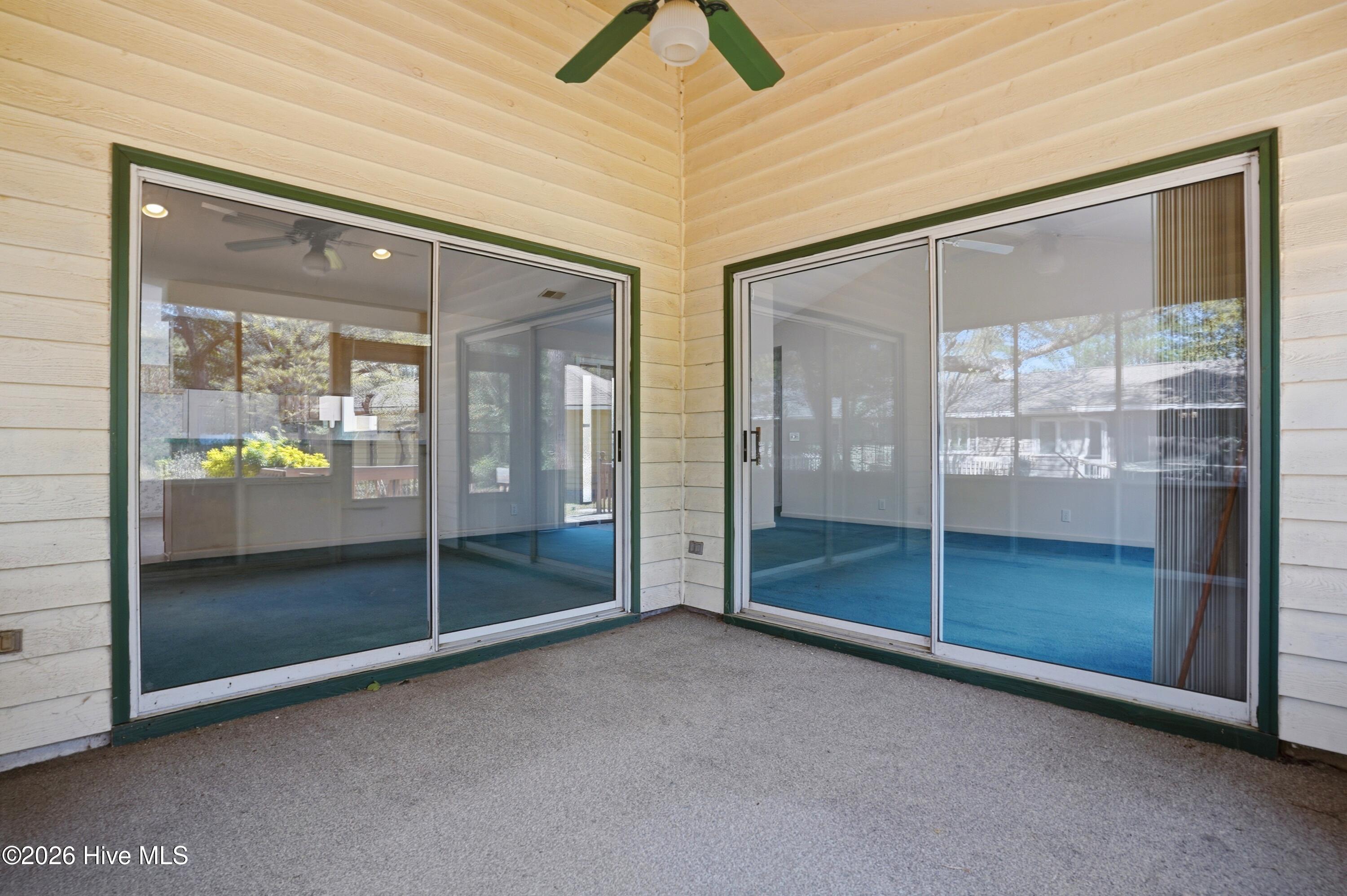 100564154 | Photo 28