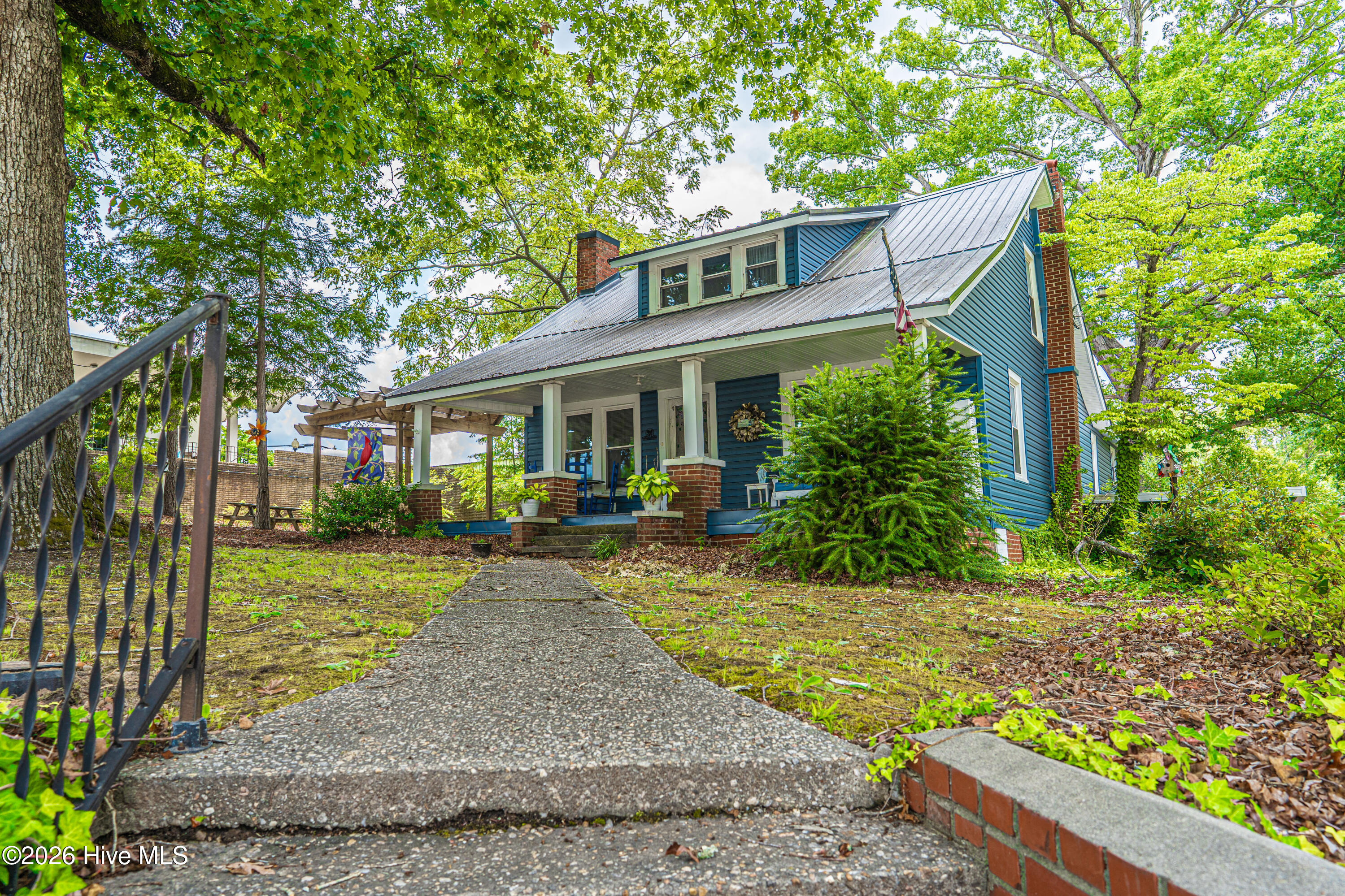 131 N Middleton Street