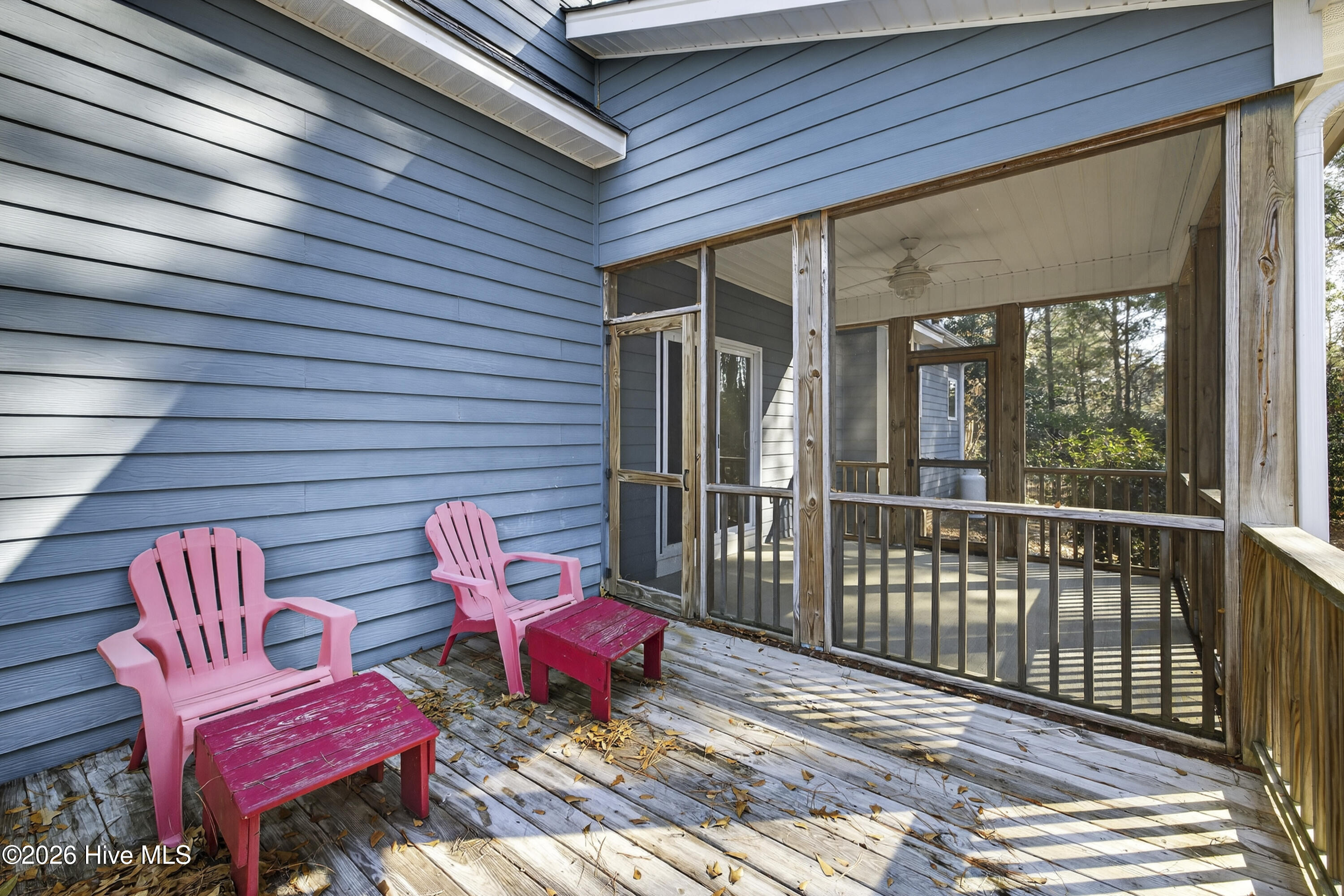 100555672 | Photo 45