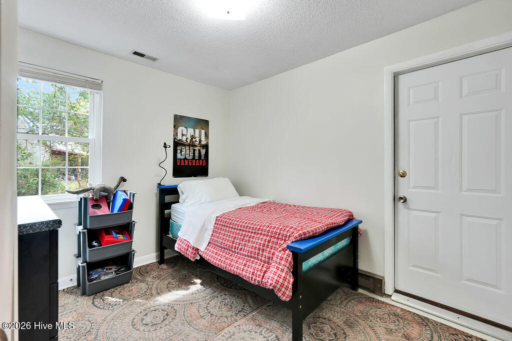 100565708 | Photo 20