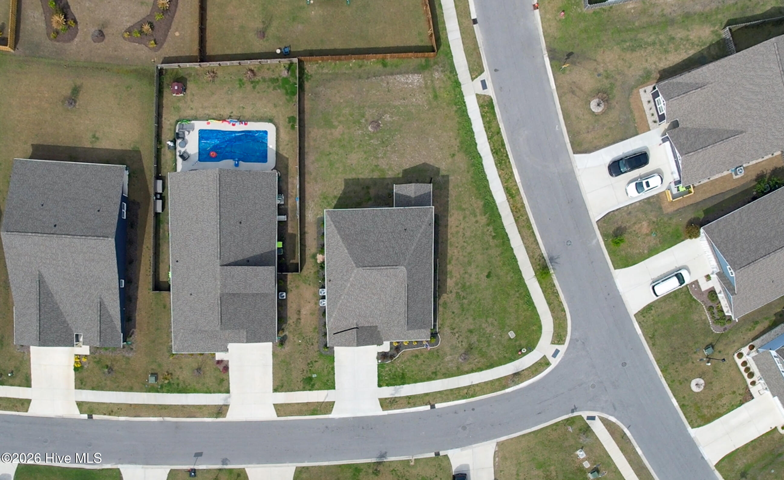 100562983 | Photo 12