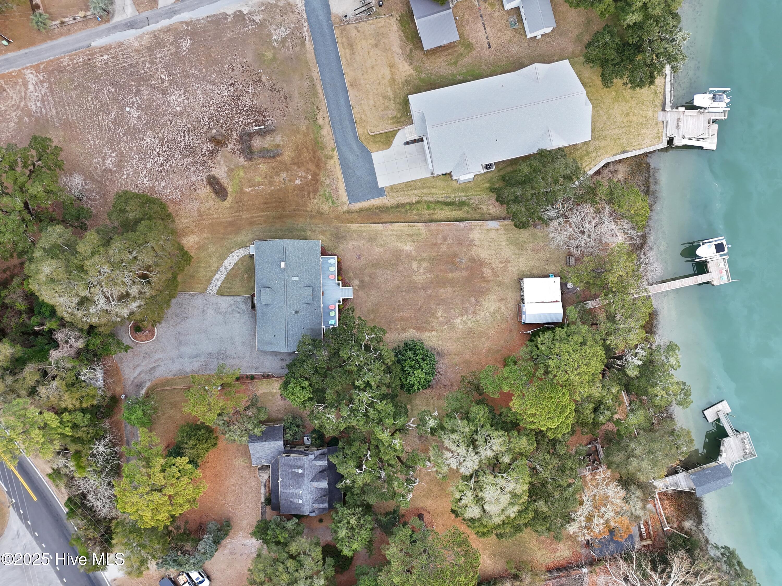 100544139 | Photo 88