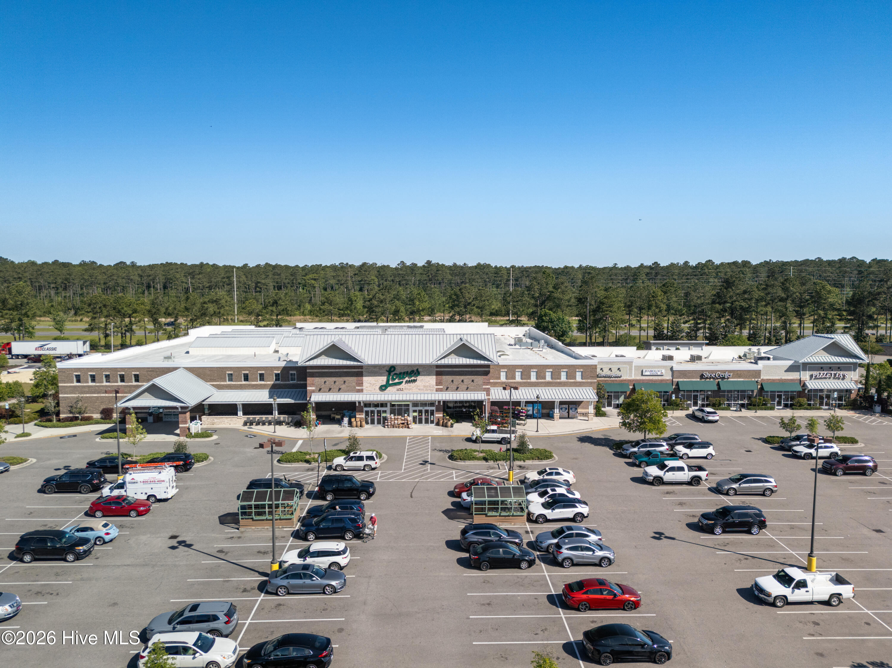 100564310 | Photo 85