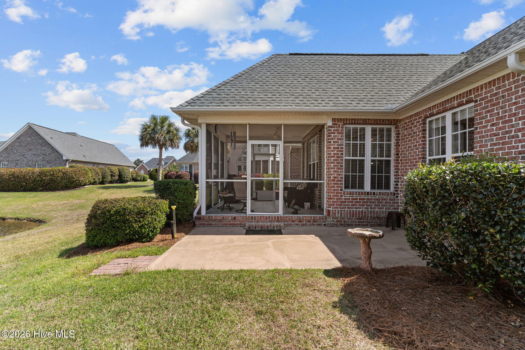 100562859 | Photo 34