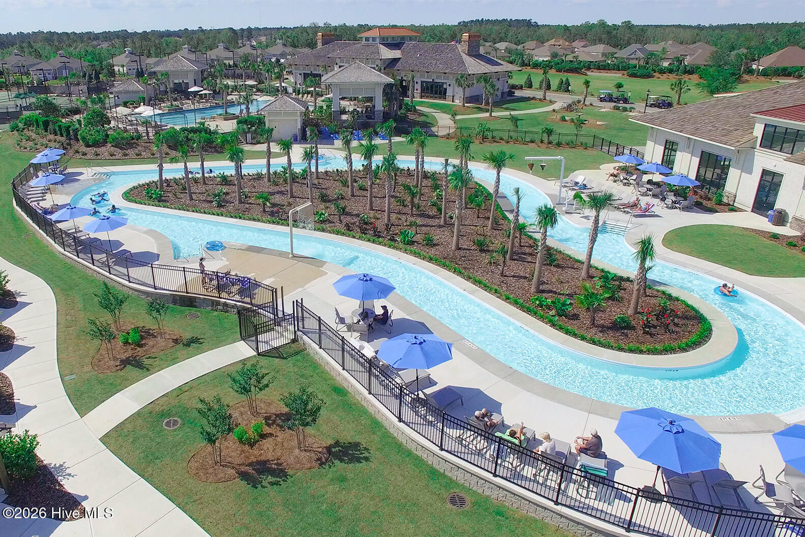 100560127 | Photo 16