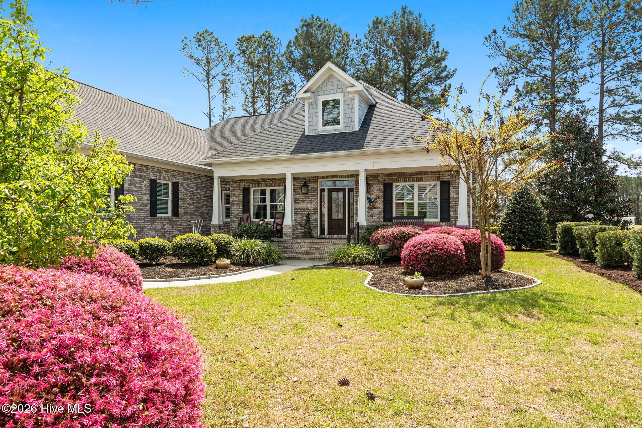 100549757 | Photo 59