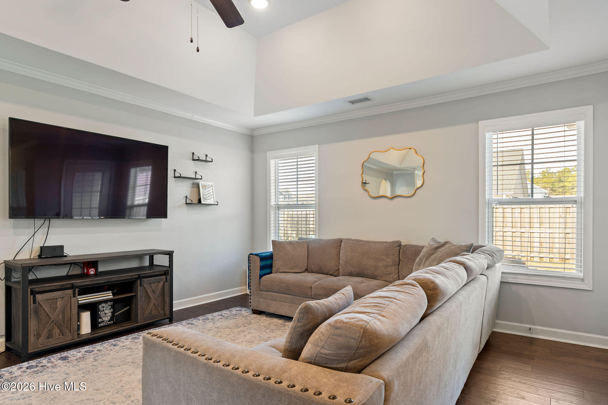 100563153 | Photo 20