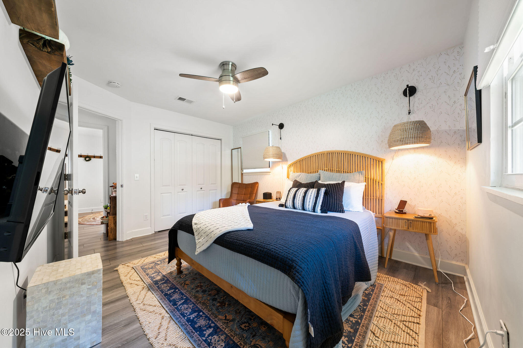 100538264 | Photo 34